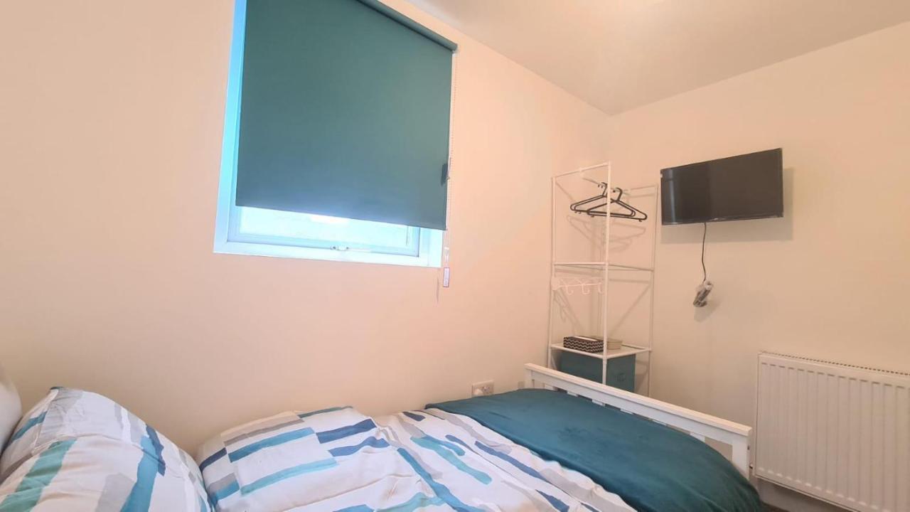 Cosy Single Room In Manor Park London Eksteriør bilde