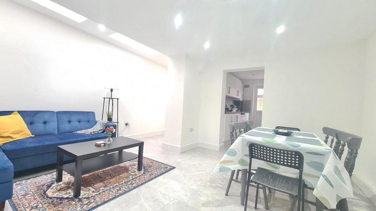 Cosy Single Room In Manor Park London Eksteriør bilde